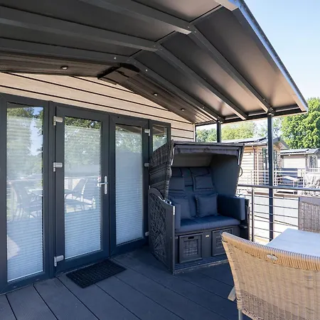 Holiday home Ostseecamp Luebecker Bucht 